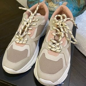 INC International Concepts Glenda blush Sneakers